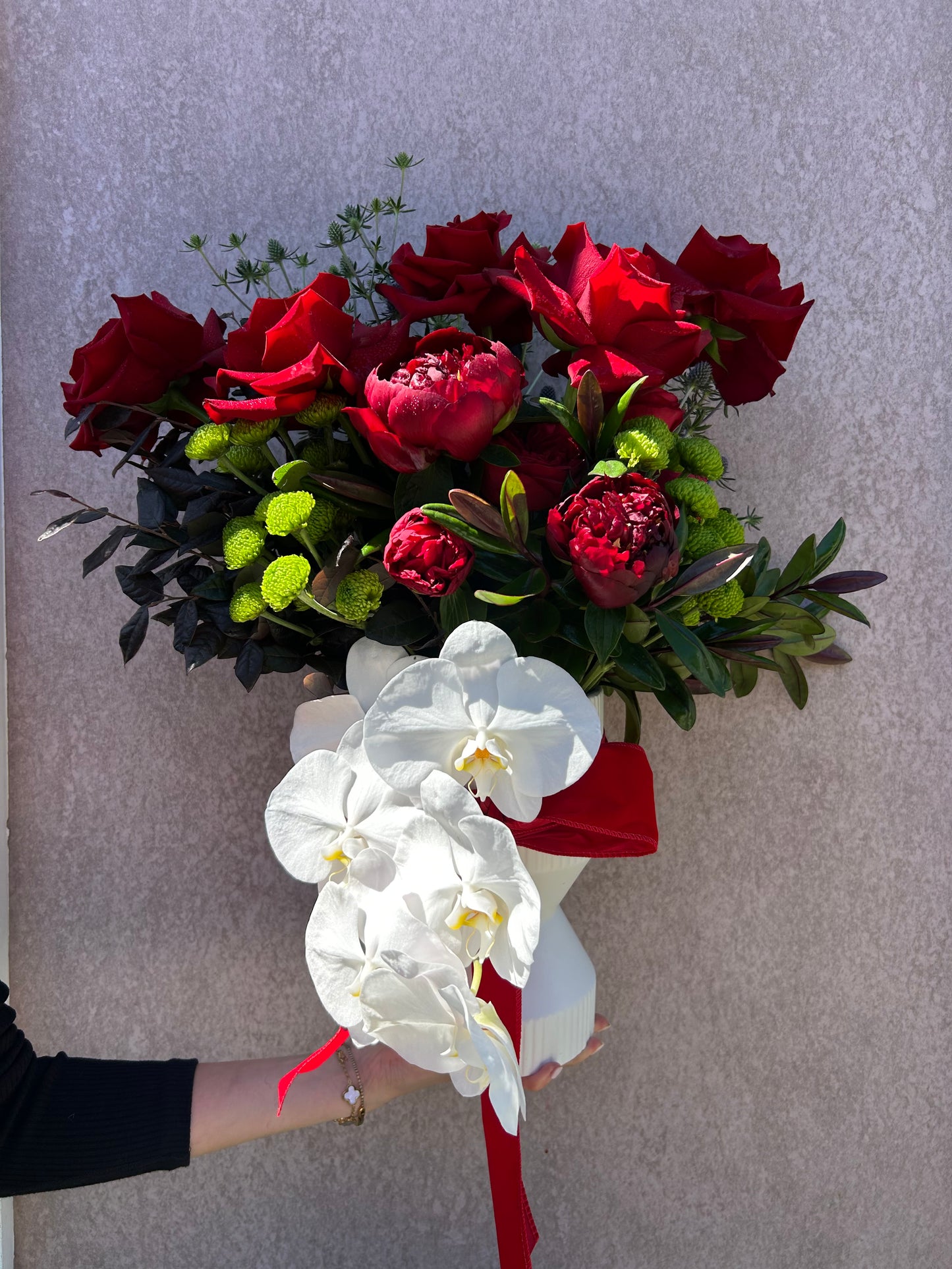 Signature Festive Vase